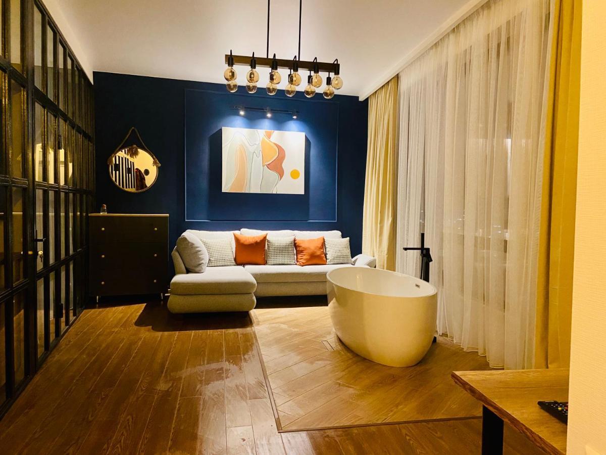 Luxury Apartment In Old Tbilisi With Terrace Zewnętrze zdjęcie