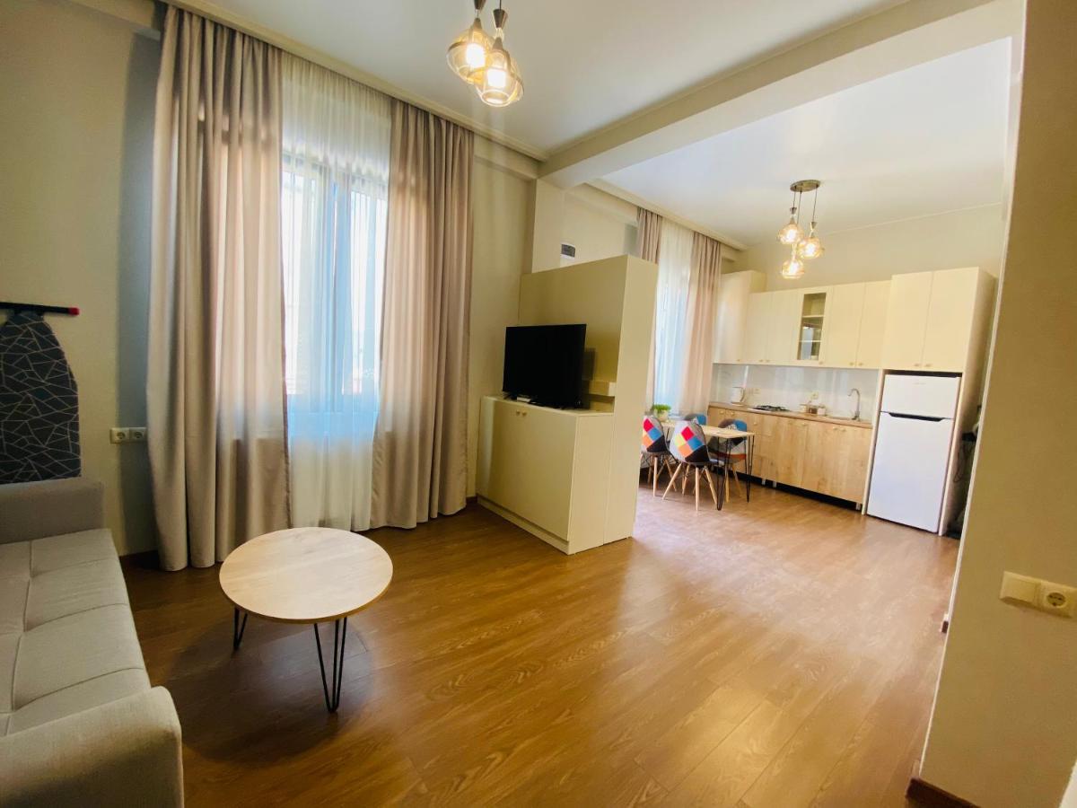 Luxury Apartment In Old Tbilisi With Terrace Zewnętrze zdjęcie